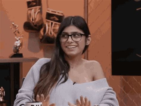 Mia Khalifa Porn GIFs 